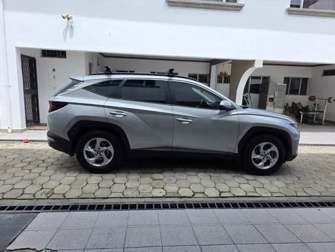 Hyundai Tucson 4x4 Turbo - Imagen 2