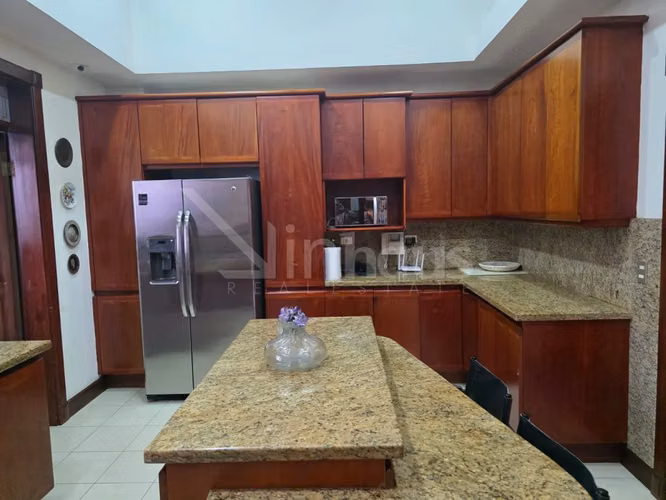 Venta de apartamento en torre en San Rafael