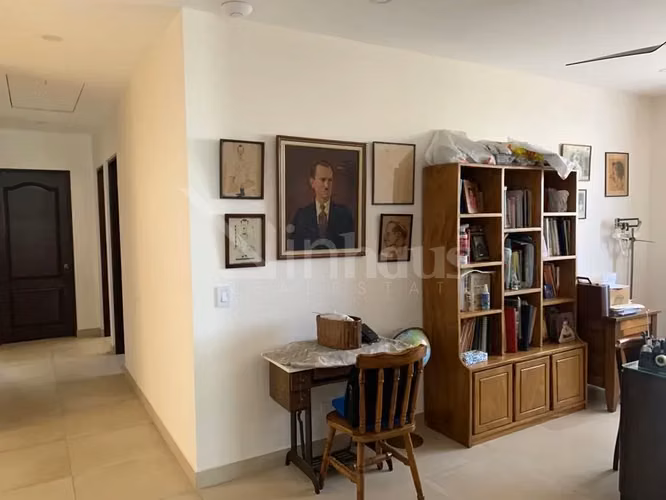 Venta de casa de una planta en condominio en Santa Ana