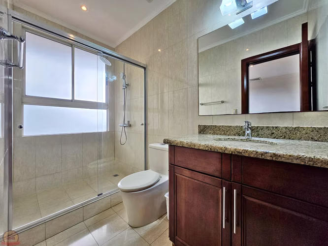 Penthouse Amueblado 240m² con Vistas panorámicas | San Rafael Escazú