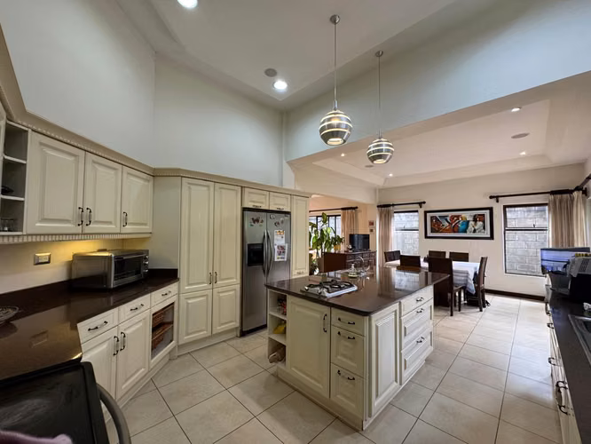 Casa de un Piso en Condominio Exclusivo en Santo Domingo - Imagen 11