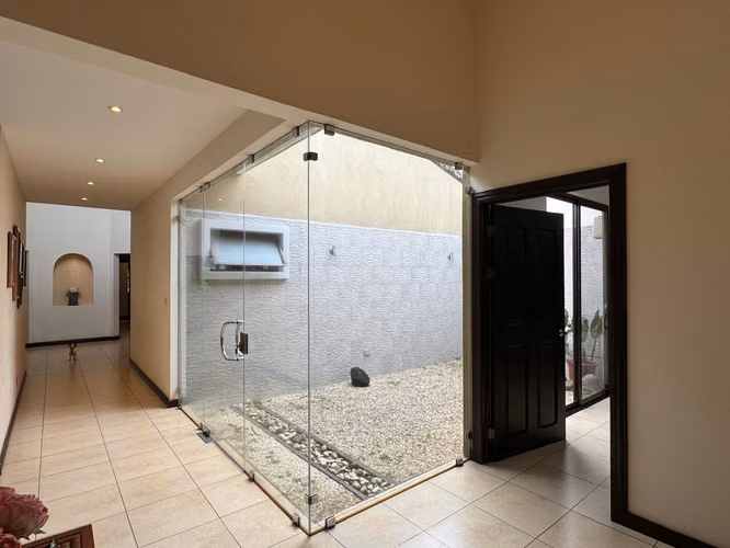 Casa de un Piso en Condominio Exclusivo en Santo Domingo - Imagen 9