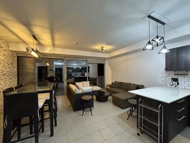 QBO Rohrmoser | Piso 12 | 2 Hab | Semi Amueblado | $1,800 - Imagen 2