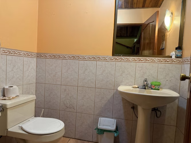 Vendo propiedad comercial en Ángeles de San Rafael, Heredia. Propiedad 2.000 m2 con casa amplia - Imagen 9