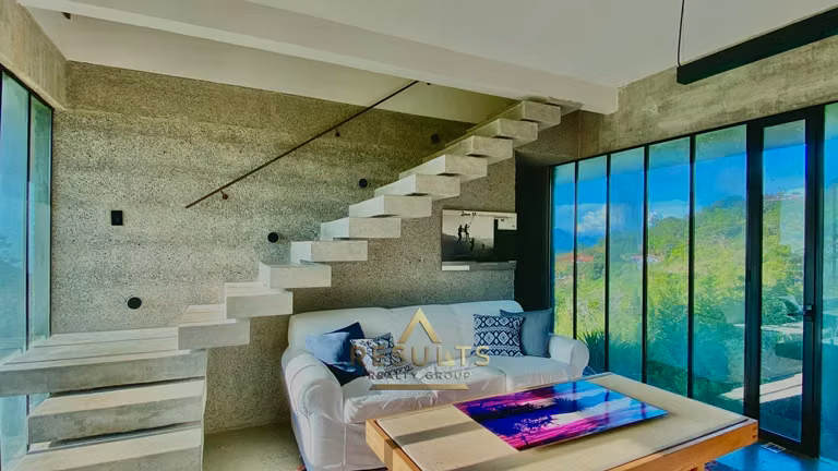 REDUCED $600K! One-of-Kind Modern Architectural Masterpiece - Imagen 10