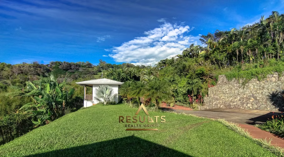 REDUCED $600K! One-of-Kind Modern Architectural Masterpiece - Imagen 16