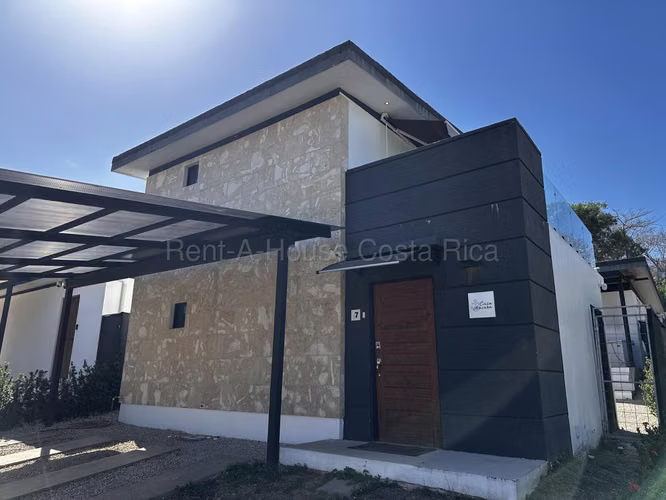 Venta de Casa en Residencial Santa Rosa-Tamarindo, Santa Cruz. 27-153 LCV - Imagen 1