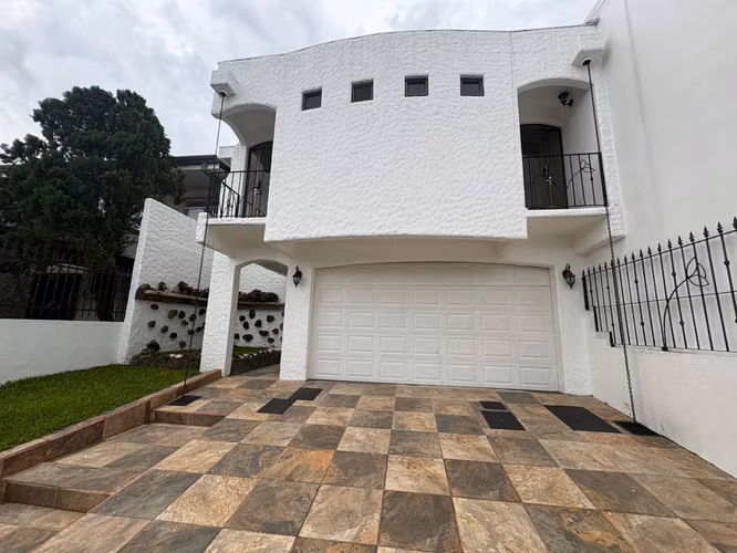 *Venta de casa en el limite de Santo Domingo y San Pablo de Heredia. - Imagen 1