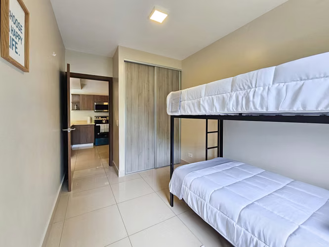 Bello apartamento amueblado en Limón | Condominio del Parque Caribe