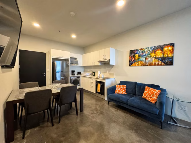 ALQUILER DE APARTAMENTO FULL AMUEBLADO DE 2 HABITACIONES EN URBN ESCALANTE - Imagen 2