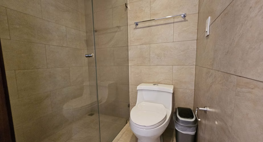 Se alquila apartamento en Ayarco Real Curridabat de dos habitaciones. Cod 25250