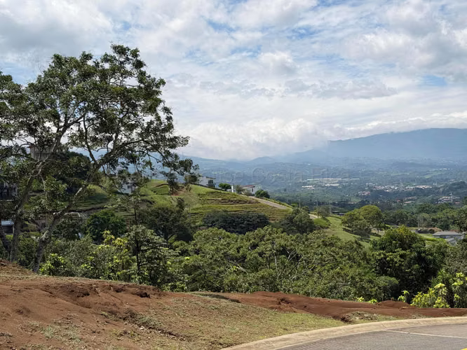 Lote en Venta 731 m2, Vista Espectacular |  Hacienda Natura, Naranjo - Imagen 2