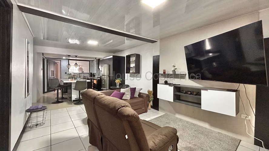 Se Vende Casa en Tobosi, El Guarco - Cartago - Imagen 3