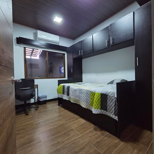 Casa Moderna Amueblada en Grecia, Alajuela - Condominio - Imagen 7
