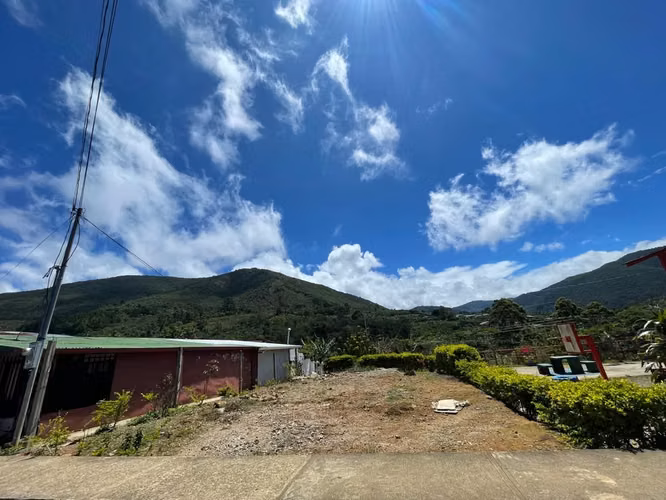 Lote de 1.916 m² en Tarrazú con Espectaculares Vistas