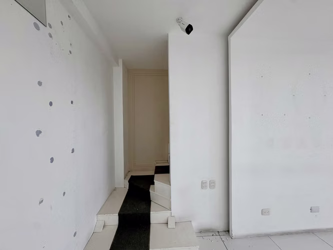 Alquiler de Local Comercial — San Rafael de Escazú | 90 m²