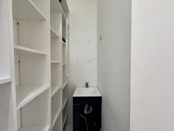 Alquiler de Local Comercial — San Rafael de Escazú | 90 m²