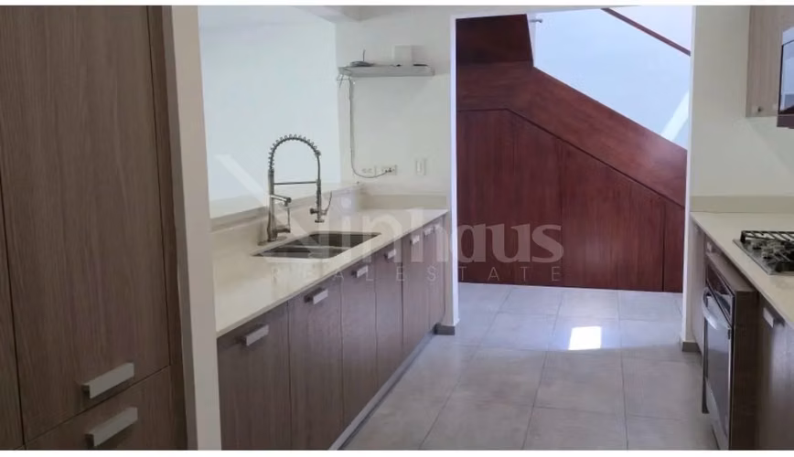 Venta de Casa en Condomino Vía Horizonte
