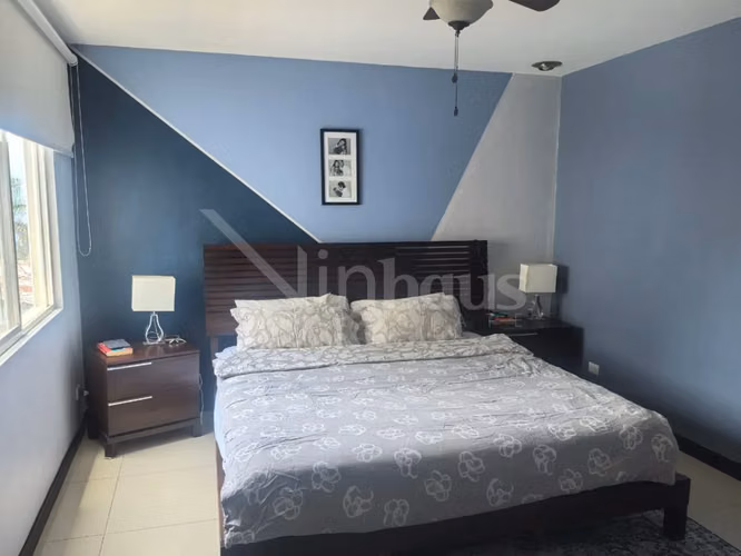 Venta de Casa en Condominio en San Antonio de Escazu