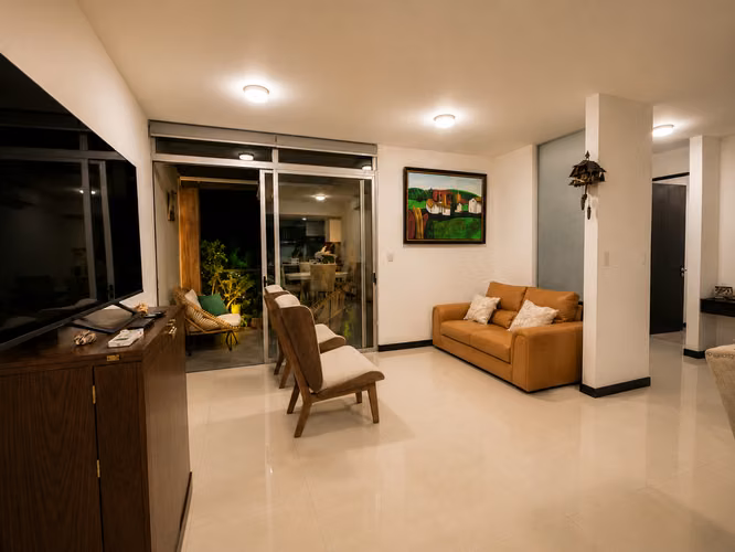 VENTA DE APARTAMENTO EN PRIMER PISO, VISTAS A LA COLINA SANTA ANA* - Imagen 8