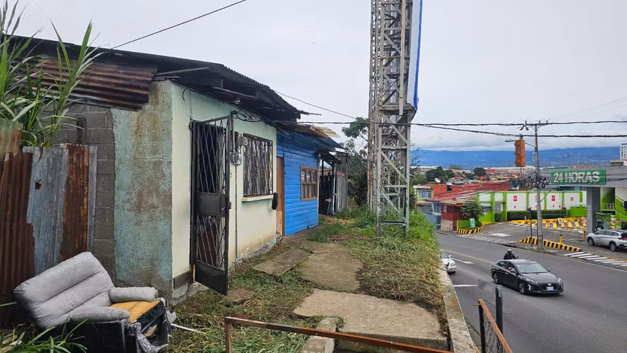 Venta de lote 415 m2 en Barrio México excelente ubicación comercial