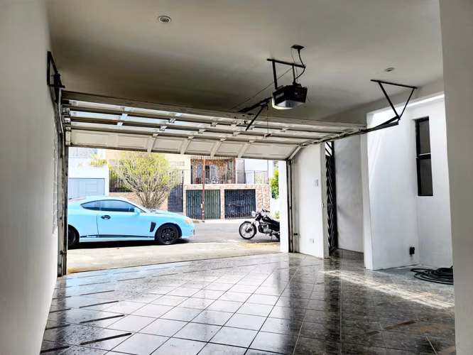 Casa en venta San Francisco de Dos Ríos, Los Sauce.