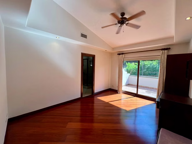 Casa en condominio en San Rafael, Escazú | Lote de 991 m²