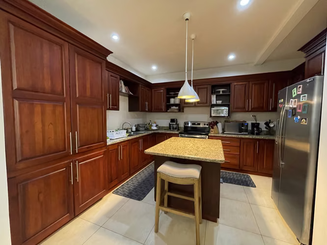 Venta de Casa en Altamonte, Curridabat