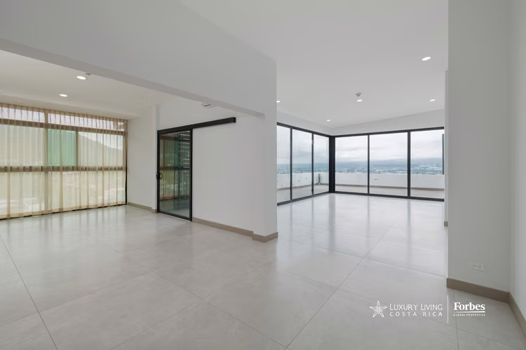 21469 - Penthouse en venta contemporáneo, amplios espacios y terrazas