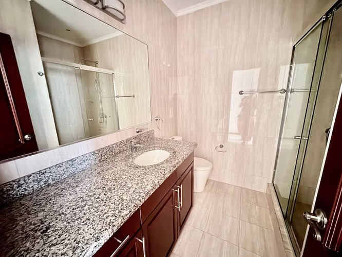 ESCAZU! AMPLIO APARTAMENTO AMOBLADO DE 2 HAB / 2 BAÑOS/2PARQUEOS - Imagen 9