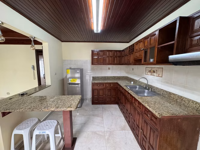 Venta Casa en Sabana | Uso Mixto | Ideal para Vivienda o Negocio