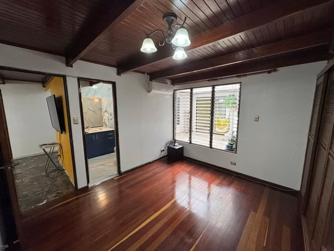 Venta Casa en Sabana | Uso Mixto | Ideal para Vivienda o Negocio