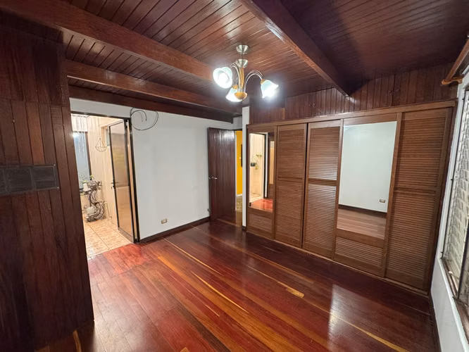 Venta Casa en Sabana | Uso Mixto | Ideal para Vivienda o Negocio