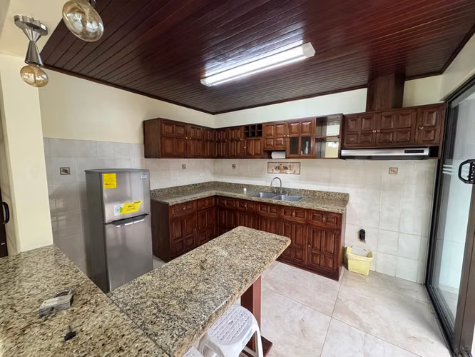 Venta Casa en Sabana | Uso Mixto | Ideal para Vivienda o Negocio