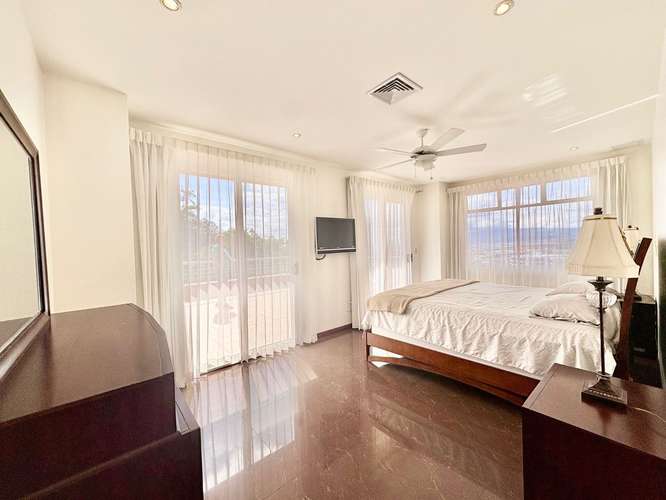ESCAZU! AMPLIO APARTAMENTO AMOBLADO DE 2 HAB , BALCON Y LINDAS VISTAS