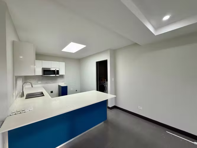 Casa en Condominio SANTA ANA con muy buena Ubicacion