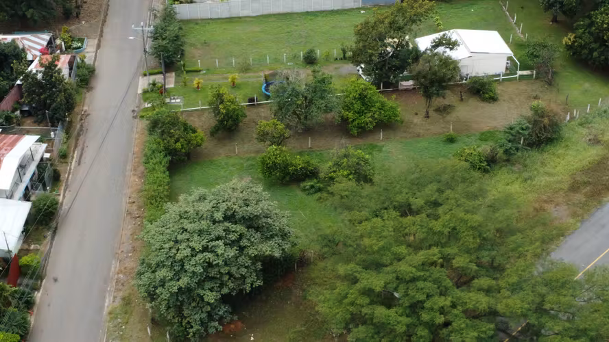 Venta Lote 1000 m2 en Orotina, Alajuela