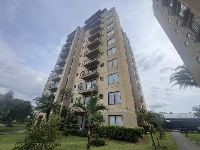 APARTAMENTO AMUEBLADO EN BRISAS DEL OESTE SABANA SUR - Imagen 5