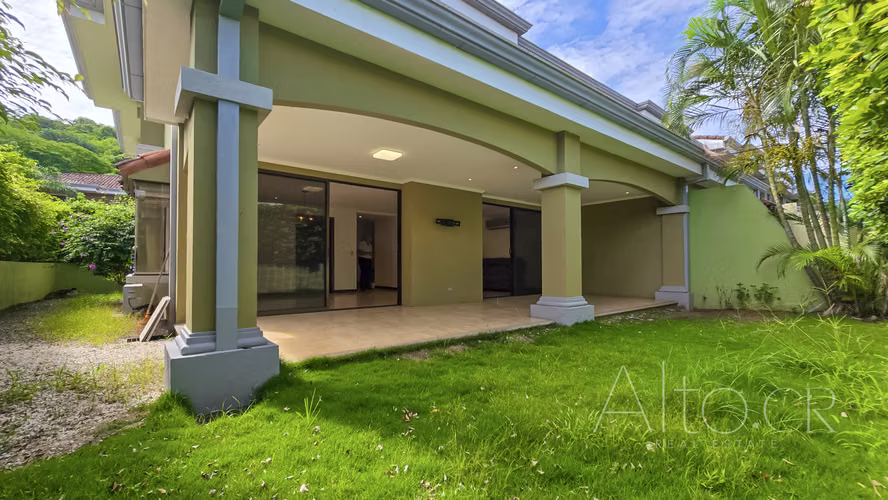 CASA EN CONDOMINIO 250m²  DE  3 HABITACIONES  CON  CUARTO DE SERVICIO - Imagen 7
