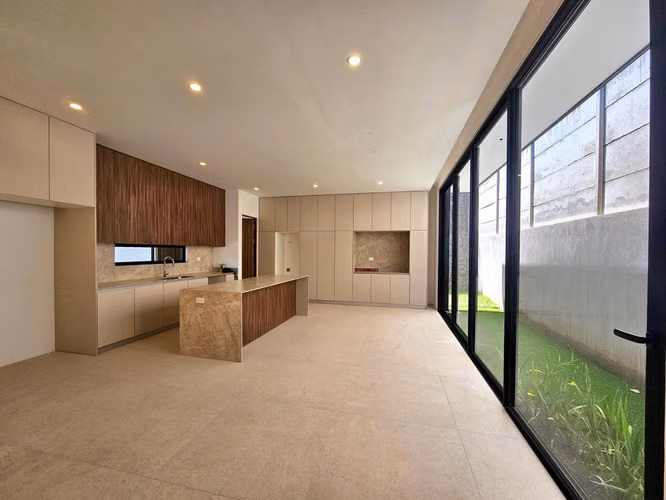 Casa Nueva de Una Planta en Venta | Santa Ana Boulevard, Pozos 3 habitaciones - Imagen 2