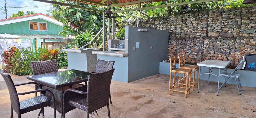 Venta de casa con vista a la ciudad de Perez Zeledon