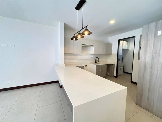 Casa Moderna en Venta | Condominio Terralta, San Antonio de Escazú 3 Habitaciones Master