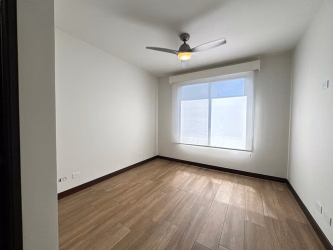 Casa Moderna en Venta | Condominio Terralta, San Antonio de Escazú 3 Habitaciones Master