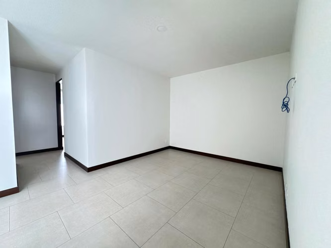 Casa Moderna en Venta | Condominio Terralta, San Antonio de Escazú 3 Habitaciones Master