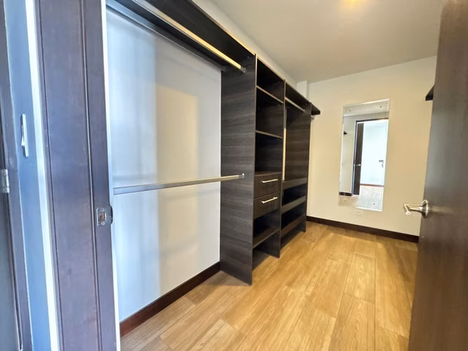 Casa Moderna en Venta | Condominio Terralta, San Antonio de Escazú 3 Habitaciones Master