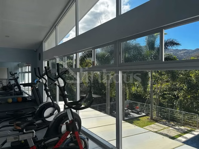 Venta de casa alquilada en condominio en Brasil - Imagen 8