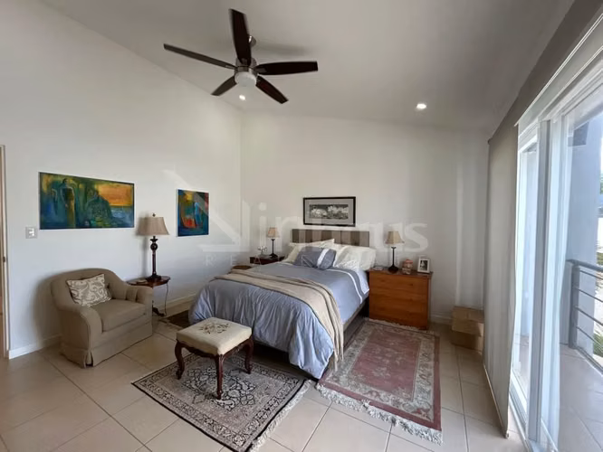 Venta de casa alquilada en condominio en Brasil - Imagen 13