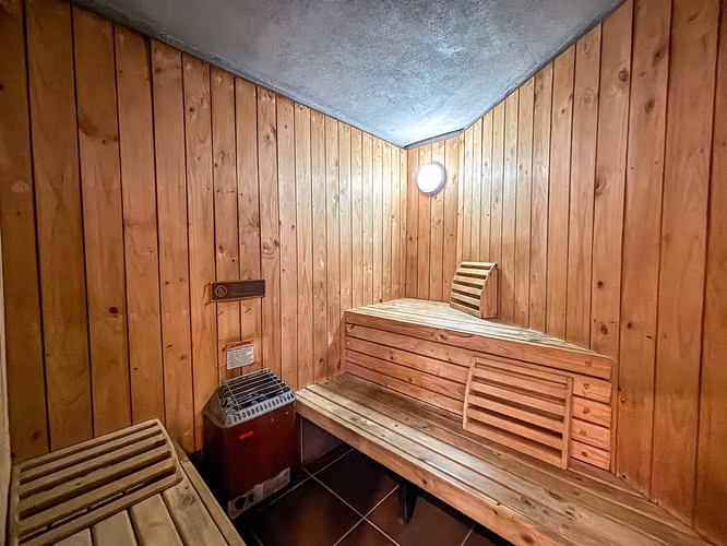 Alquiler Apartamento en Sabana Amueblado de 2 Habitaciones en Condominio con Piscina - Imagen 4