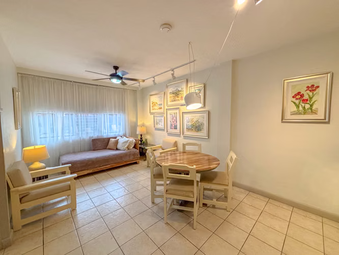 Alquiler Apartamento en Sabana Amueblado de 2 Habitaciones en Condominio con Piscina - Imagen 5
