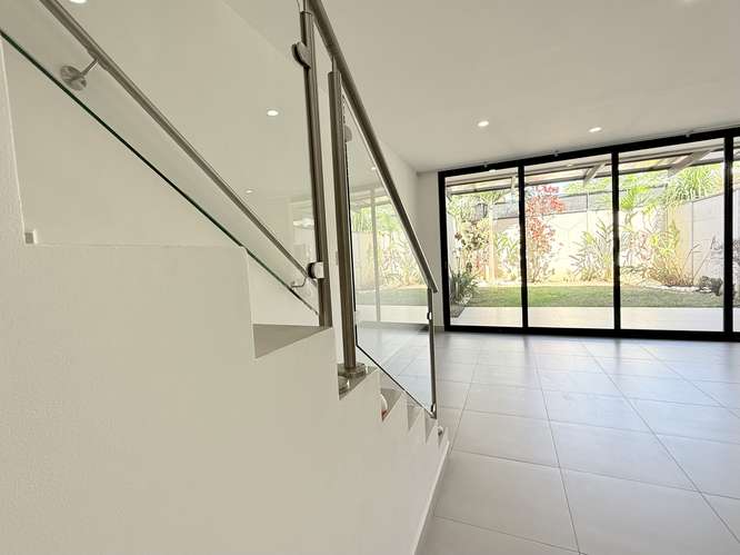 Lindora | Casa contemporánea con inquilino activo | Para inversión - Imagen 4